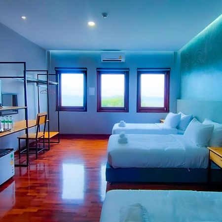 The Riva Vientiane Hotel Esterno foto