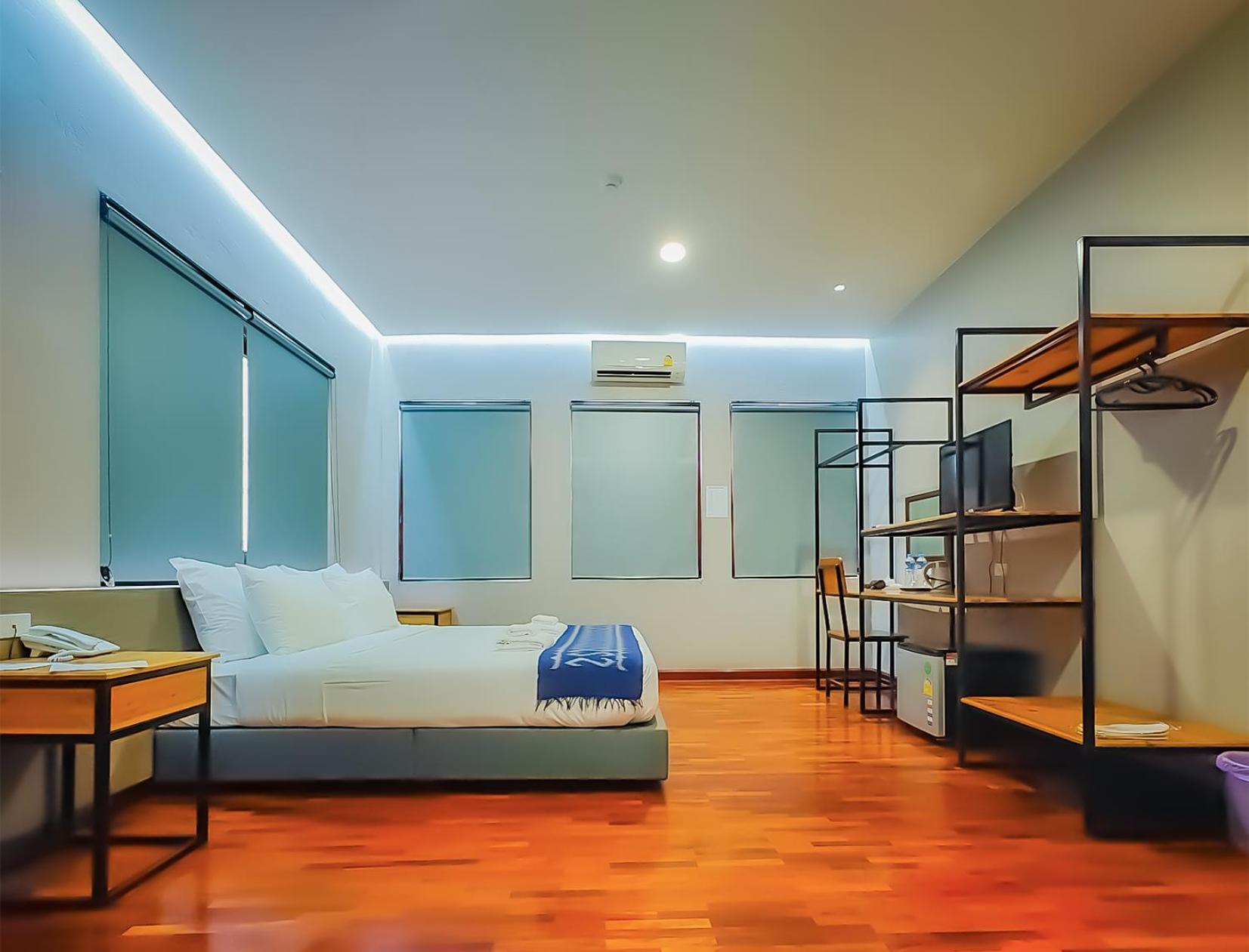 The Riva Vientiane Hotel Esterno foto