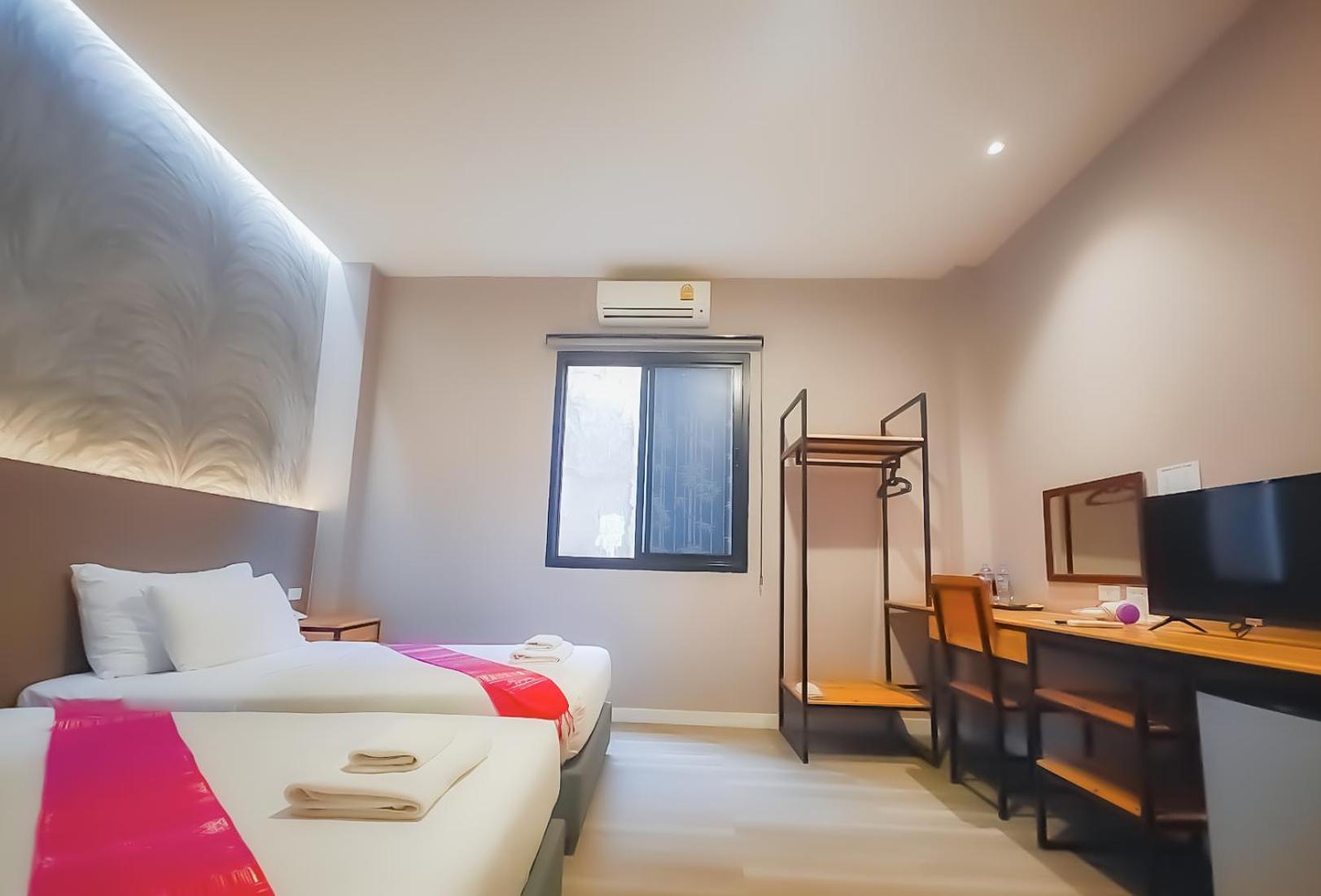 The Riva Vientiane Hotel Esterno foto